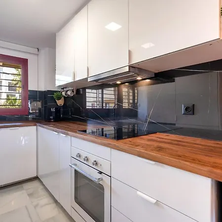 Chic Coastal With Pool - And, Parking Apartment La Cala De Mijas