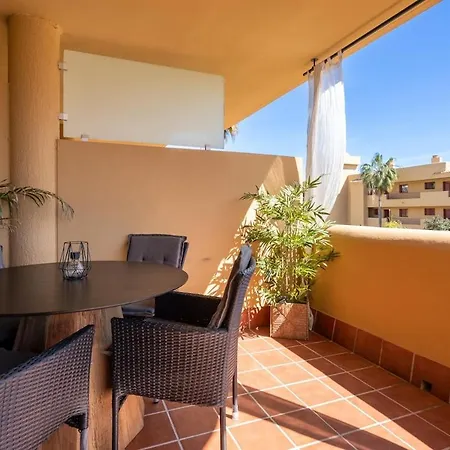 Chic Coastal With Pool - And, Parking * La Cala De Mijas